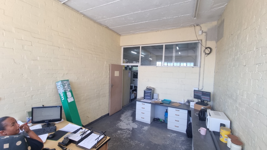 To Let commercial Property for Rent in Parow Industrial Western Cape
